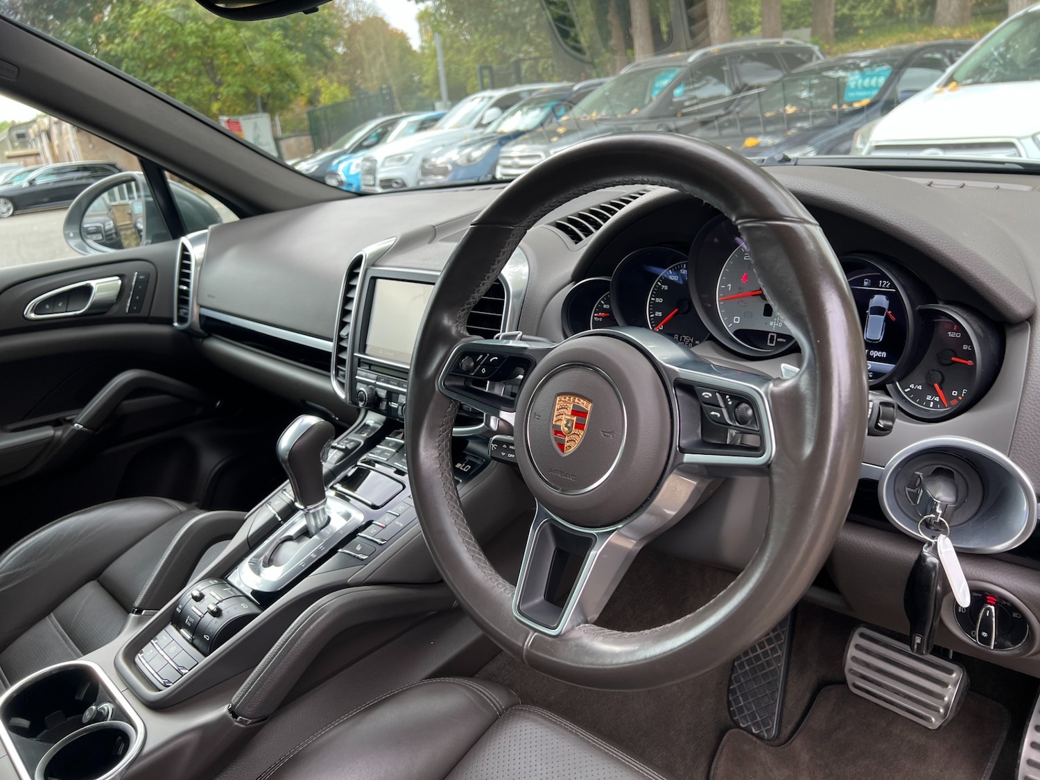 Used Porsche Cayenne 2015 for sale - 76207721: Photo 36