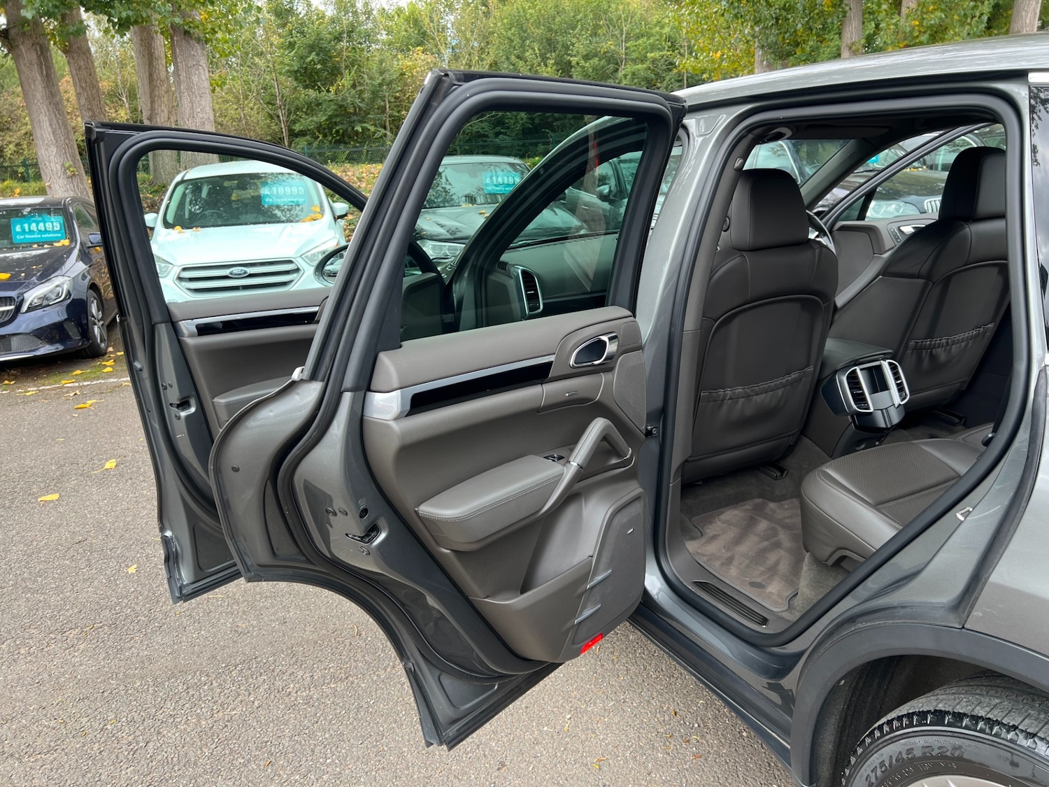 Used Porsche Cayenne 2015 for sale - 76207721: Photo 52