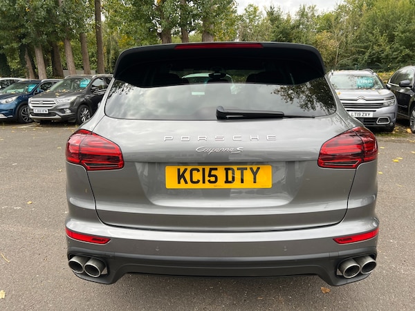Used Porsche Cayenne 2015 for sale - 76207721: Photo 6