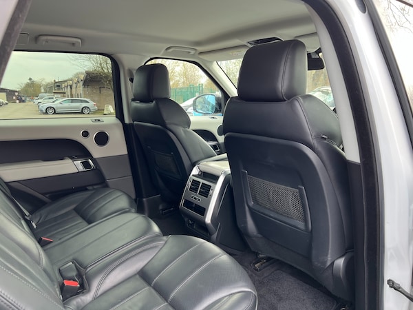 Used Land Rover Range Rover Sport 2014 for sale - 73805507: Photo 16