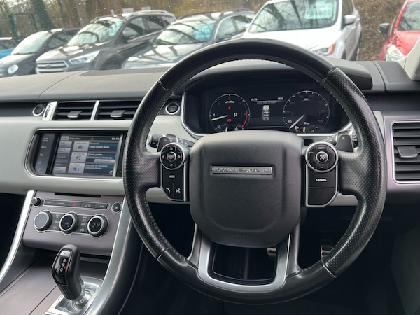 Used Land Rover Range Rover Sport 2014 for sale - 73805507: Photo 42