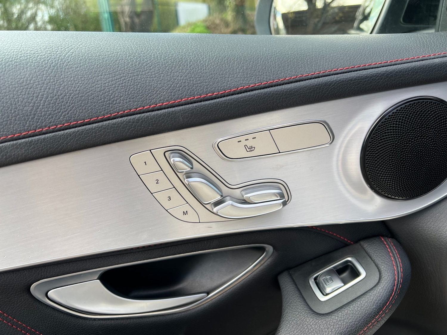 Used Mercedes-Benz GLC 2017 for sale - 78027537: Photo 32