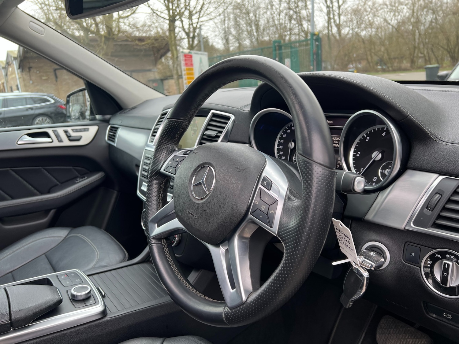 Used Mercedes-Benz GL Class 2016 for sale - 77591803: Photo 28