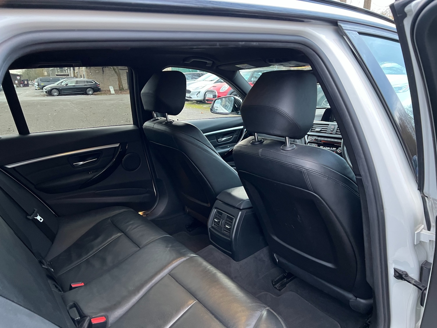 Used BMW 3 Series 2018 for sale - 77116289: Photo 25