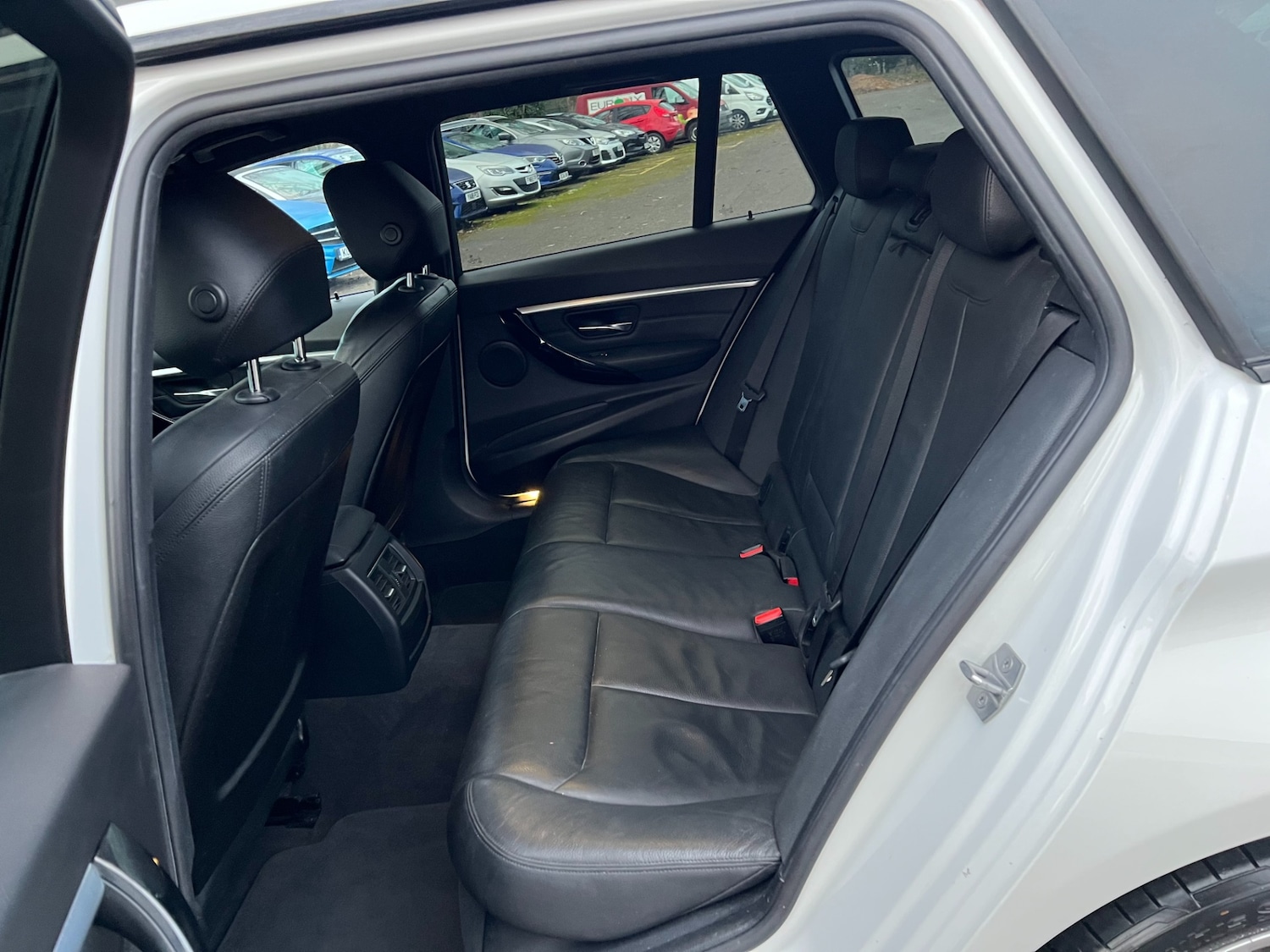 Used BMW 3 Series 2018 for sale - 77116289: Photo 27