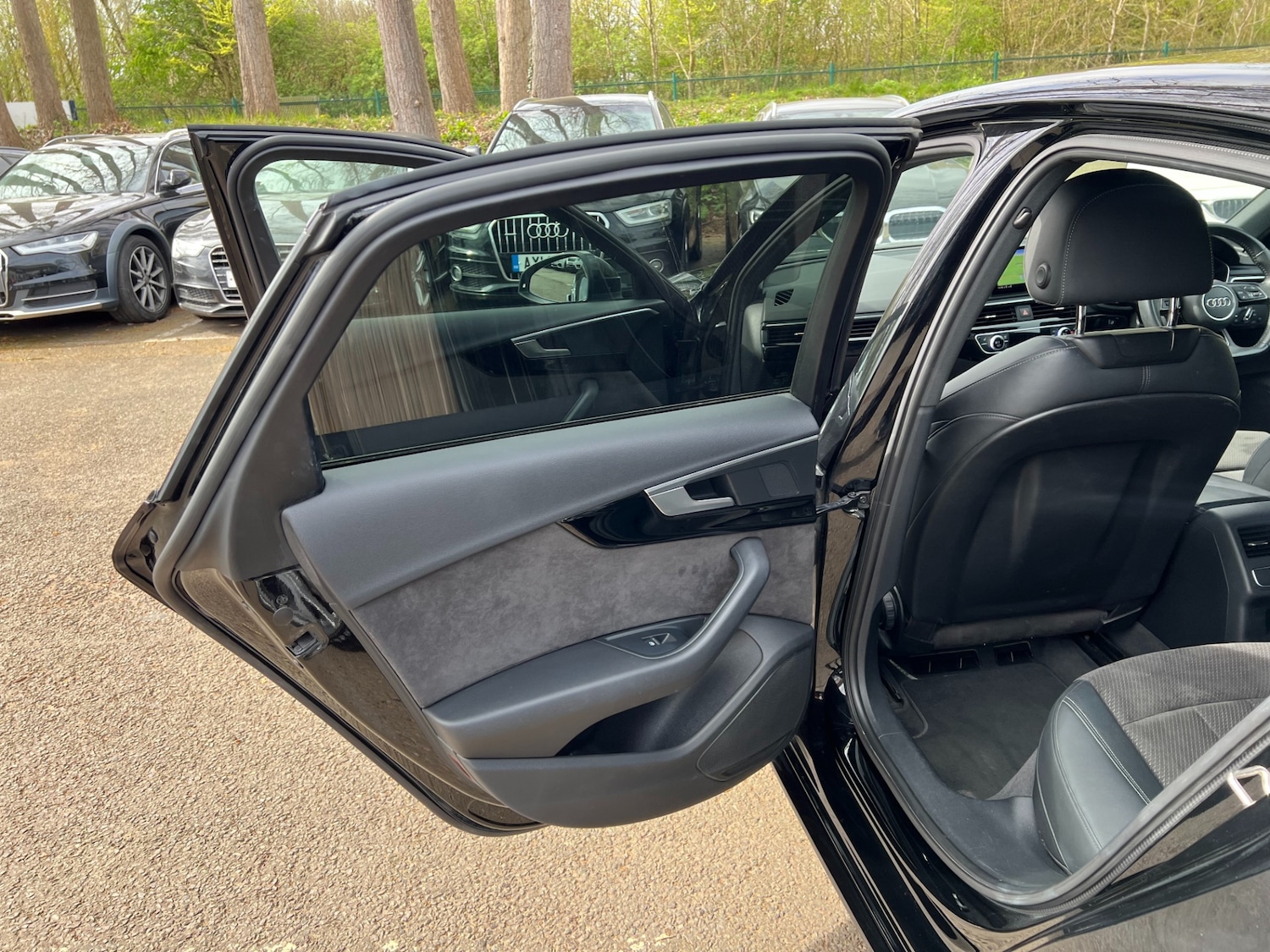 Used Audi A4 2019 for sale - 78132471: Photo 35