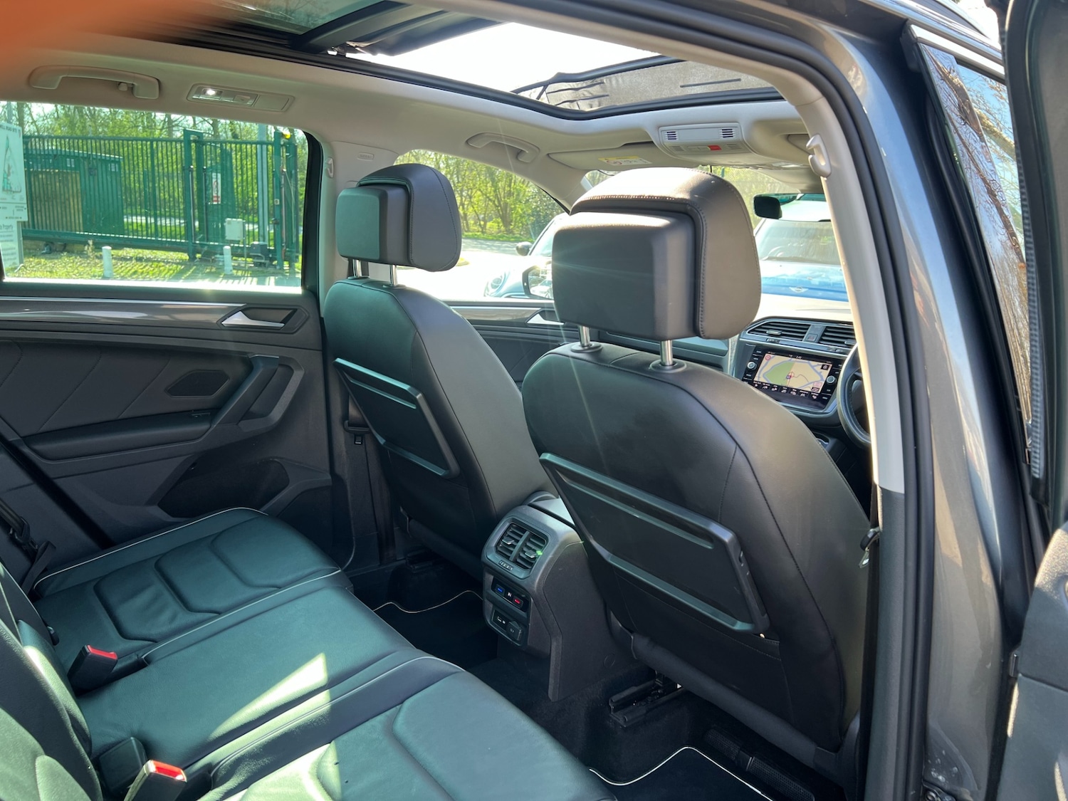 Used Volkswagen Tiguan 2019 for sale - 77950961: Photo 32