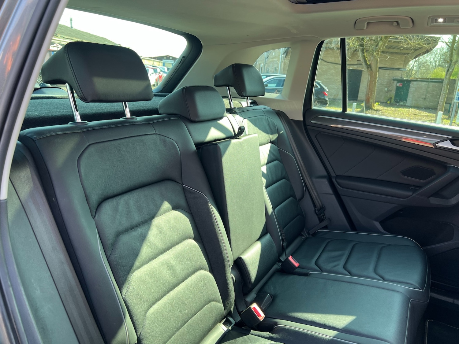 Used Volkswagen Tiguan 2019 for sale - 77950961: Photo 33