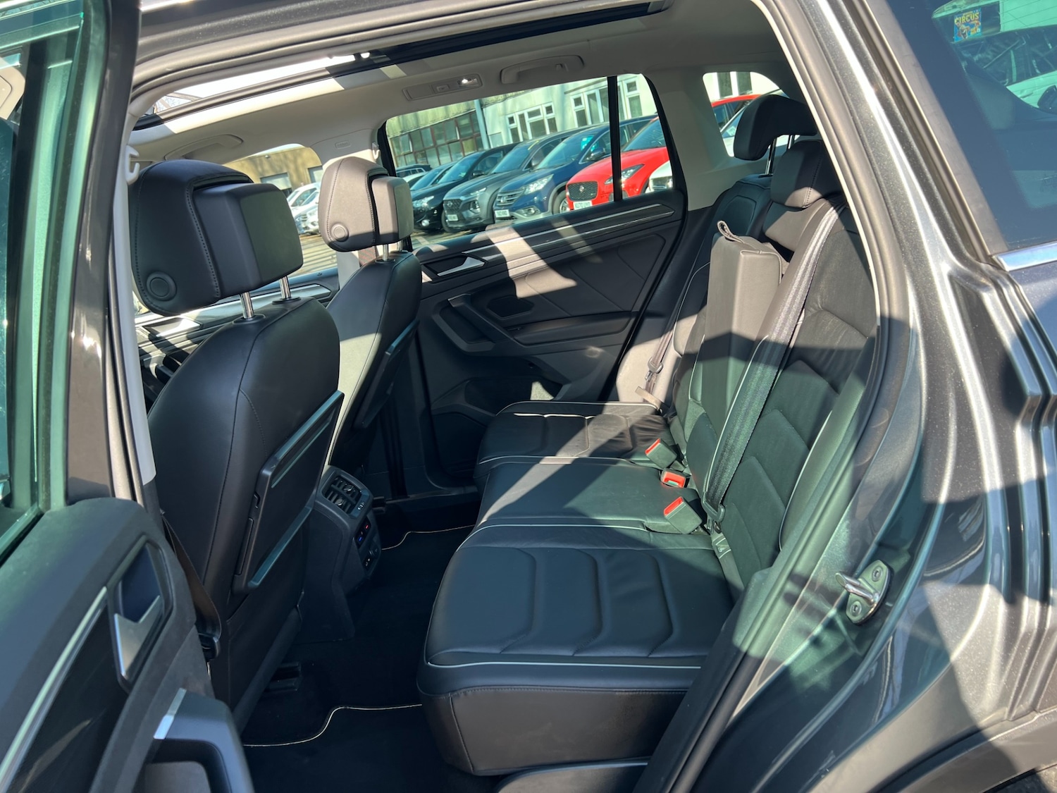 Used Volkswagen Tiguan 2019 for sale - 77950961: Photo 35