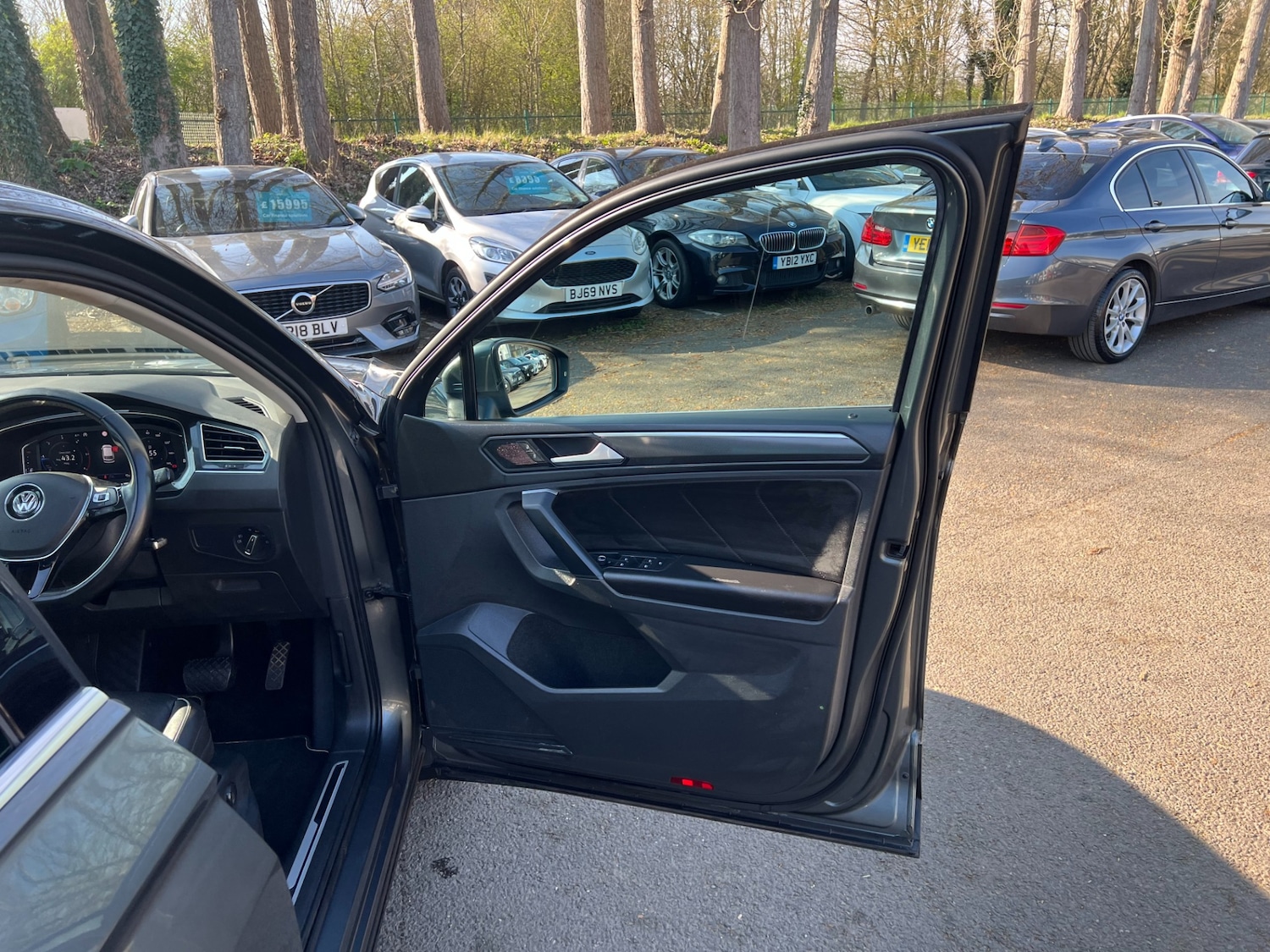 Used Volkswagen Tiguan 2019 for sale - 77950961: Photo 39