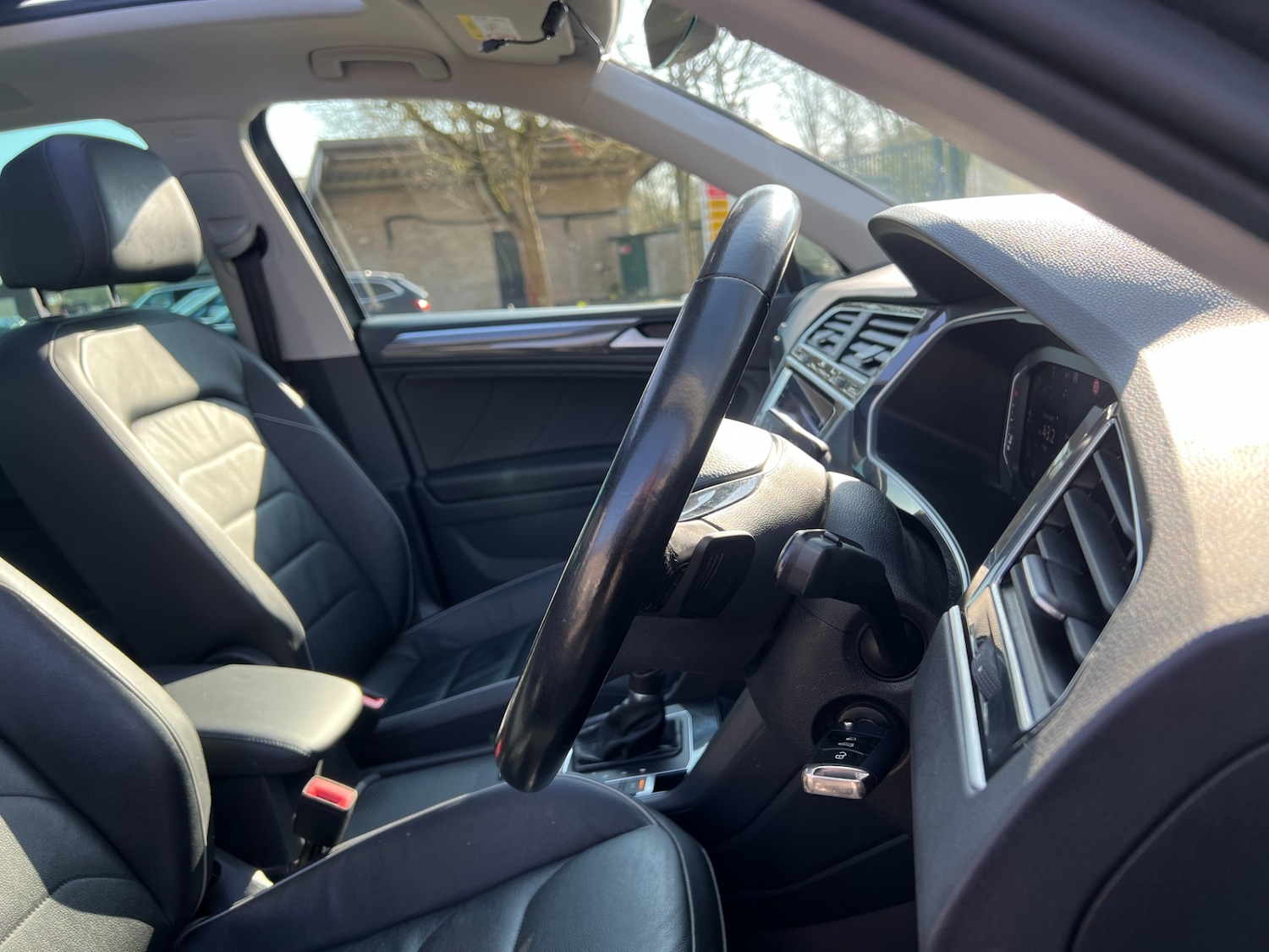 Used Volkswagen Tiguan 2019 for sale - 77950961: Photo 42