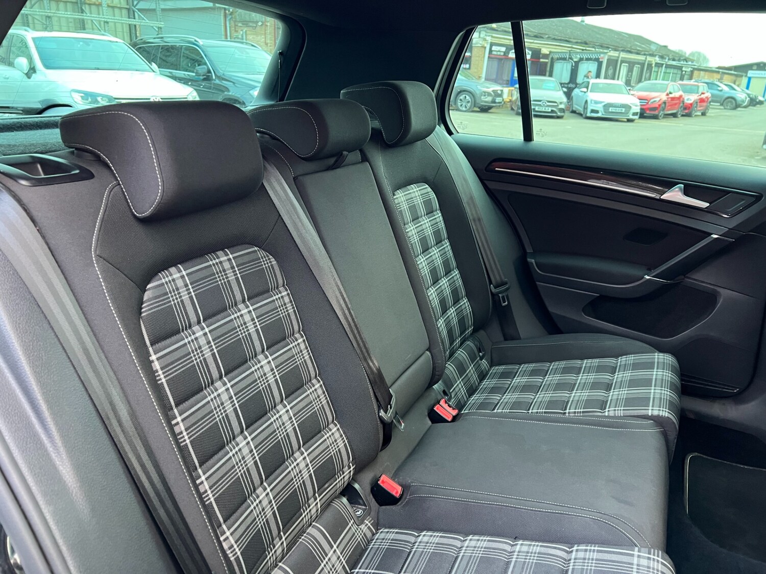 Used Volkswagen Golf 2016 for sale - 77759614: Photo 30