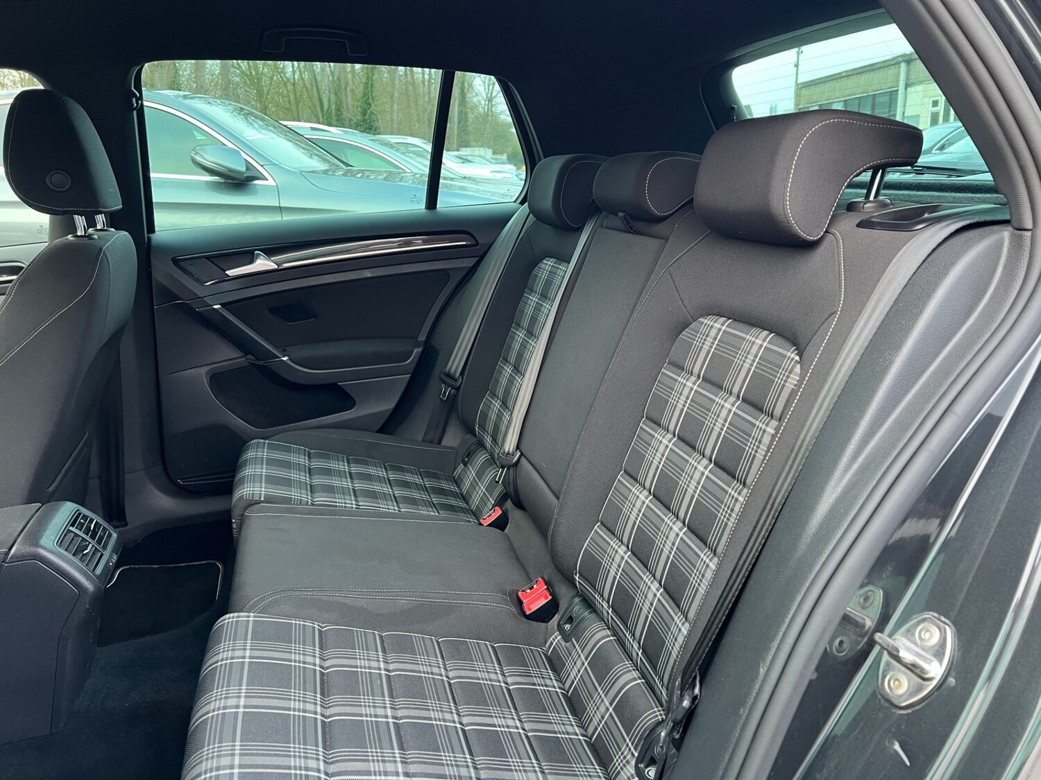 Used Volkswagen Golf 2016 for sale - 77759614: Photo 33