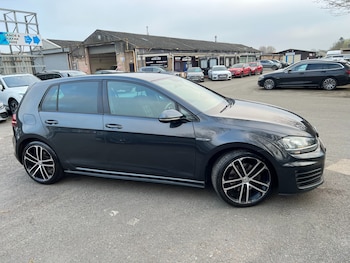Used Volkswagen Golf 2016 for sale - 77759614: Photo