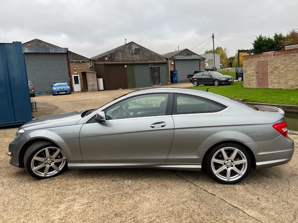 Used Mercedes-Benz C Class 2015 for sale - 76263610: Photo 10