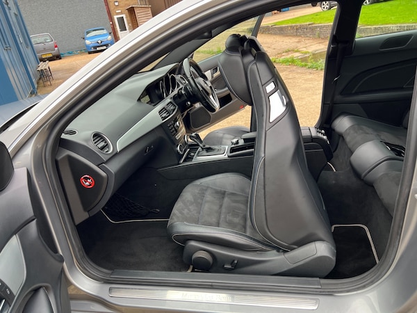 Used Mercedes-Benz C Class 2015 for sale - 76263610: Photo 17