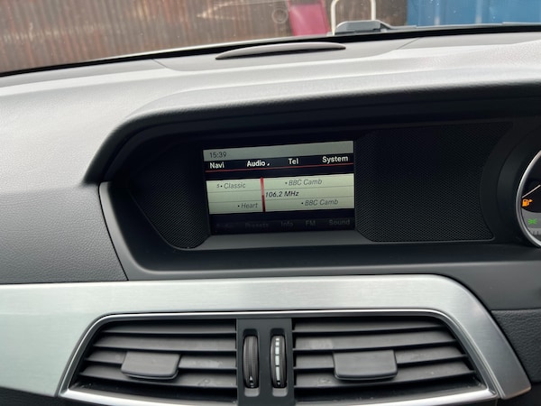 Used Mercedes-Benz C Class 2015 for sale - 76263610: Photo 24