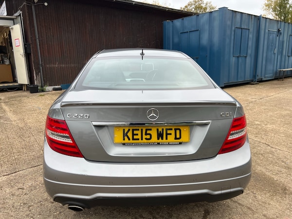 Used Mercedes-Benz C Class 2015 for sale - 76263610: Photo 7