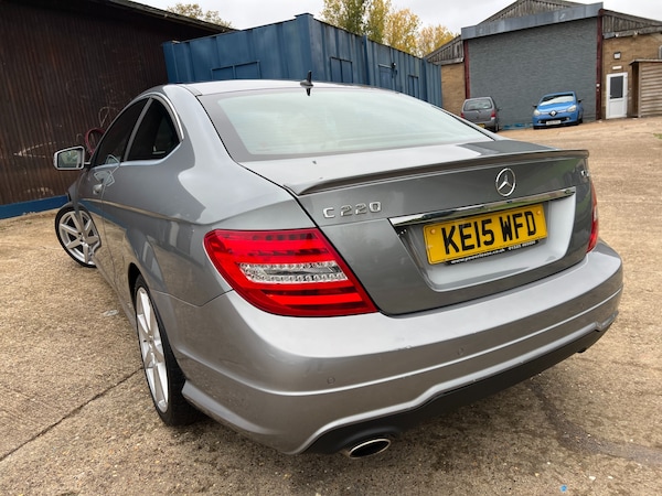 Used Mercedes-Benz C Class 2015 for sale - 76263610: Photo 9