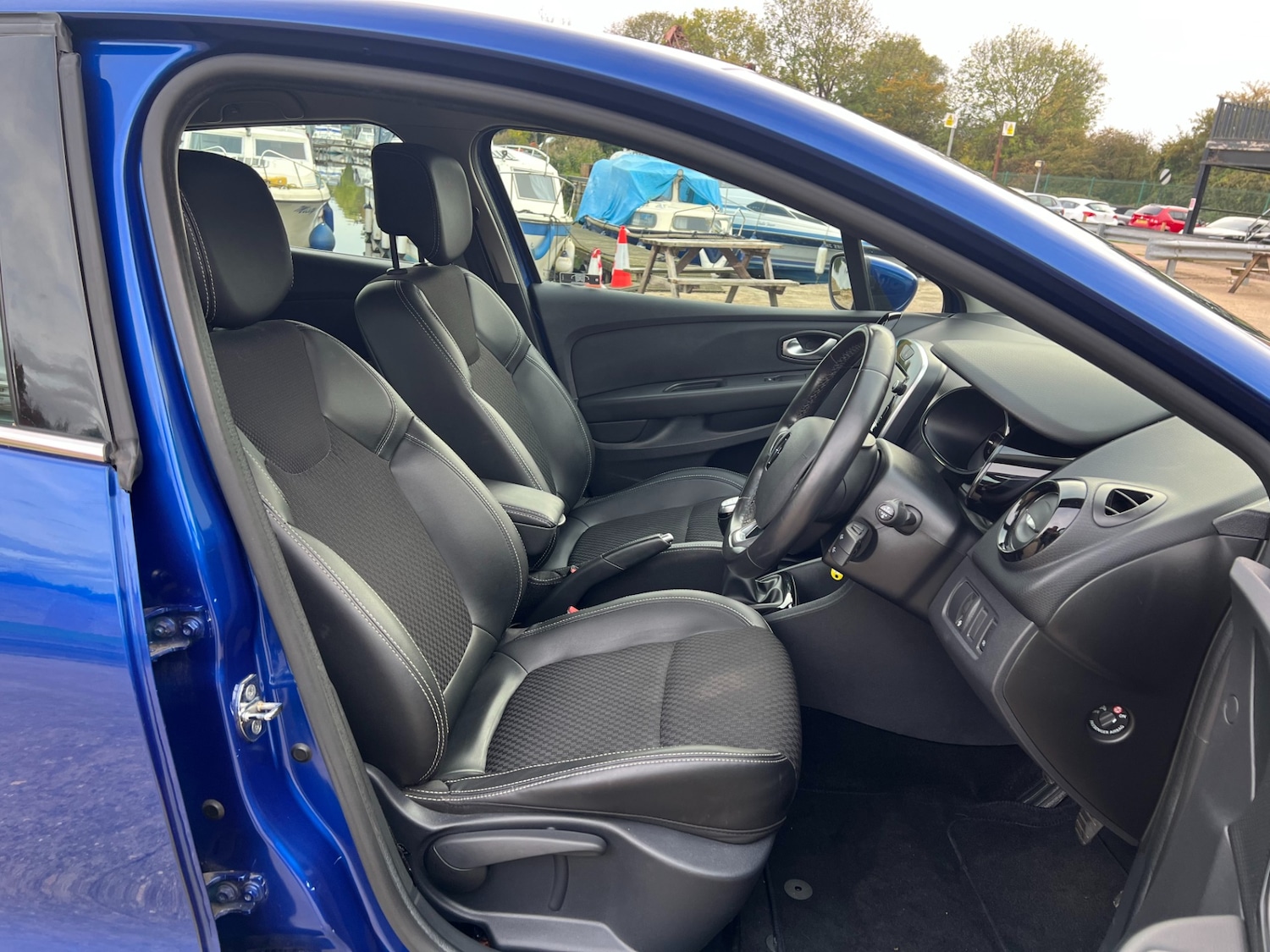 Used Renault Clio 2017 for sale - 76344281: Photo 15