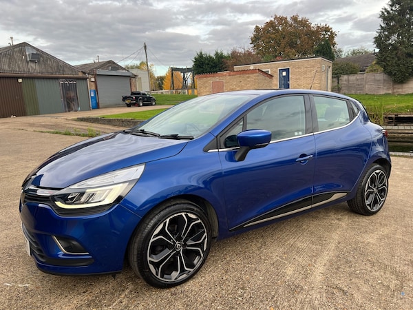 Used Renault Clio 2017 for sale - 76344281: Photo 21