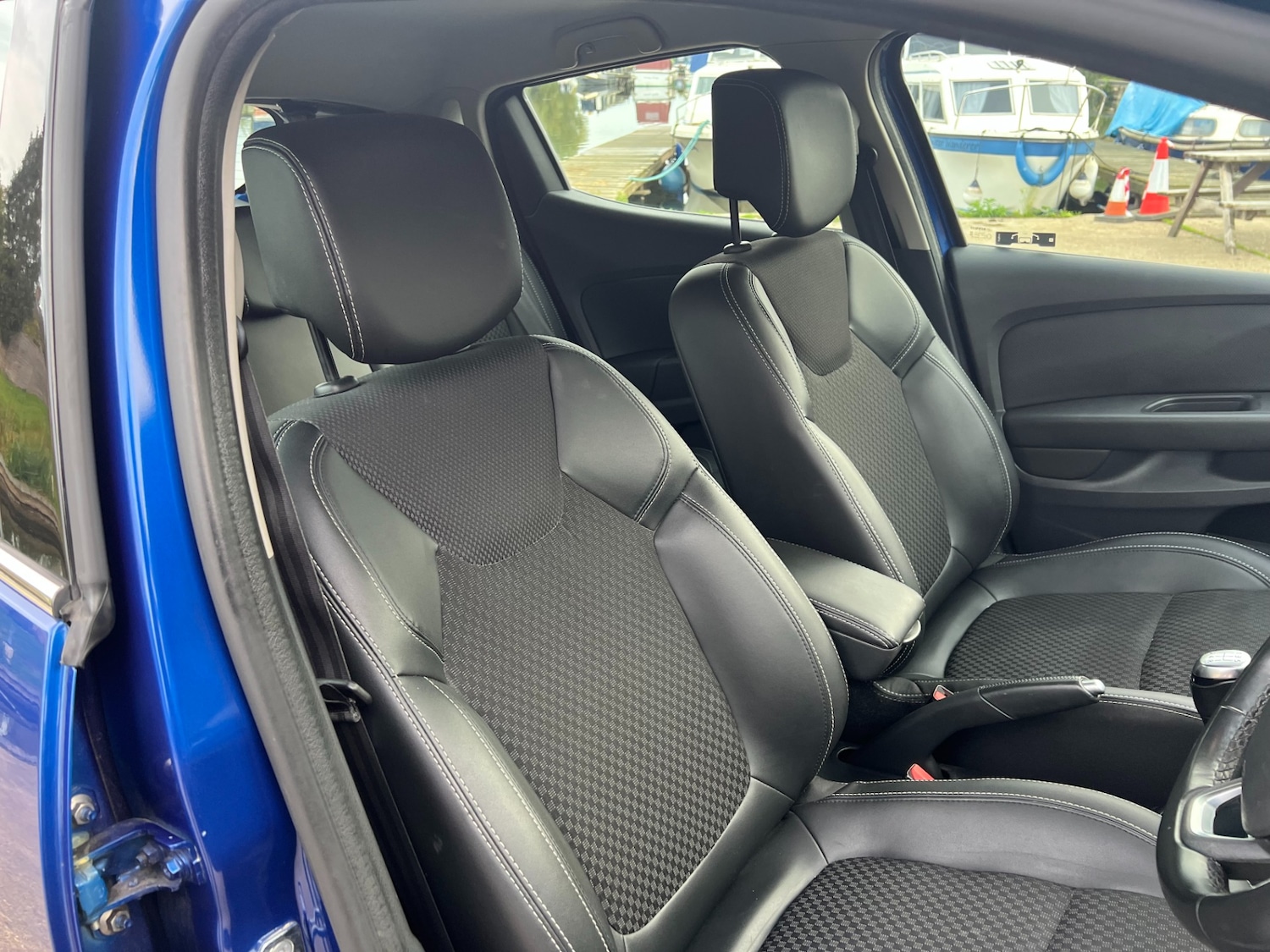 Used Renault Clio 2017 for sale - 76344281: Photo 24