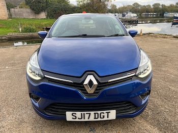 Used Renault Clio 2017 for sale - 76344281: Photo 2