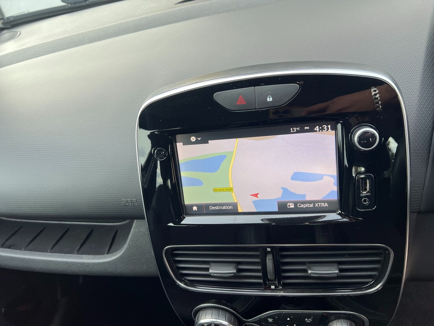 Used Renault Clio 2017 for sale - 76344281: Photo 31