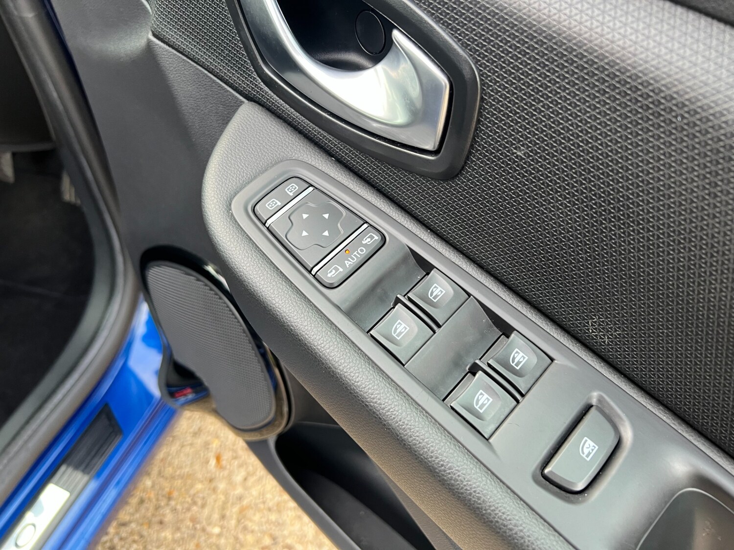 Used Renault Clio 2017 for sale - 76344281: Photo 34