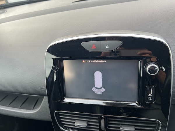 Used Renault Clio 2017 for sale - 76344281: Photo 36
