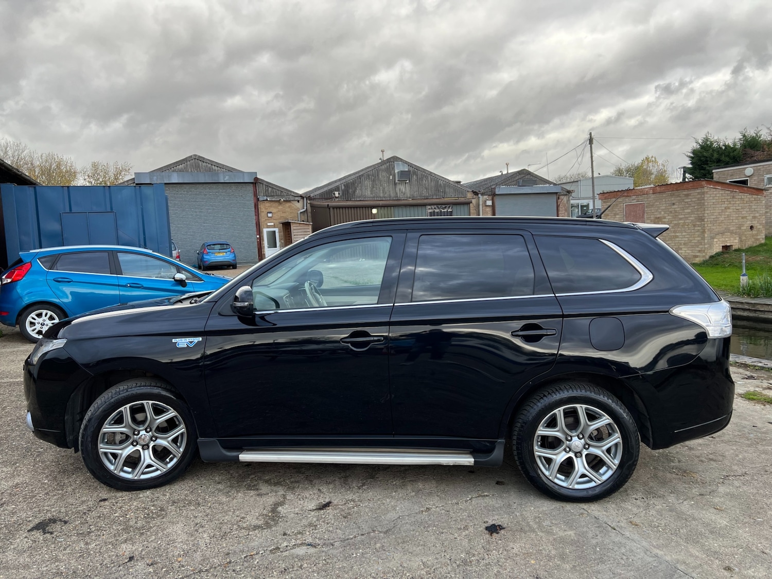 Used Mitsubishi Outlander 2015 for sale - 76393453: Photo 11