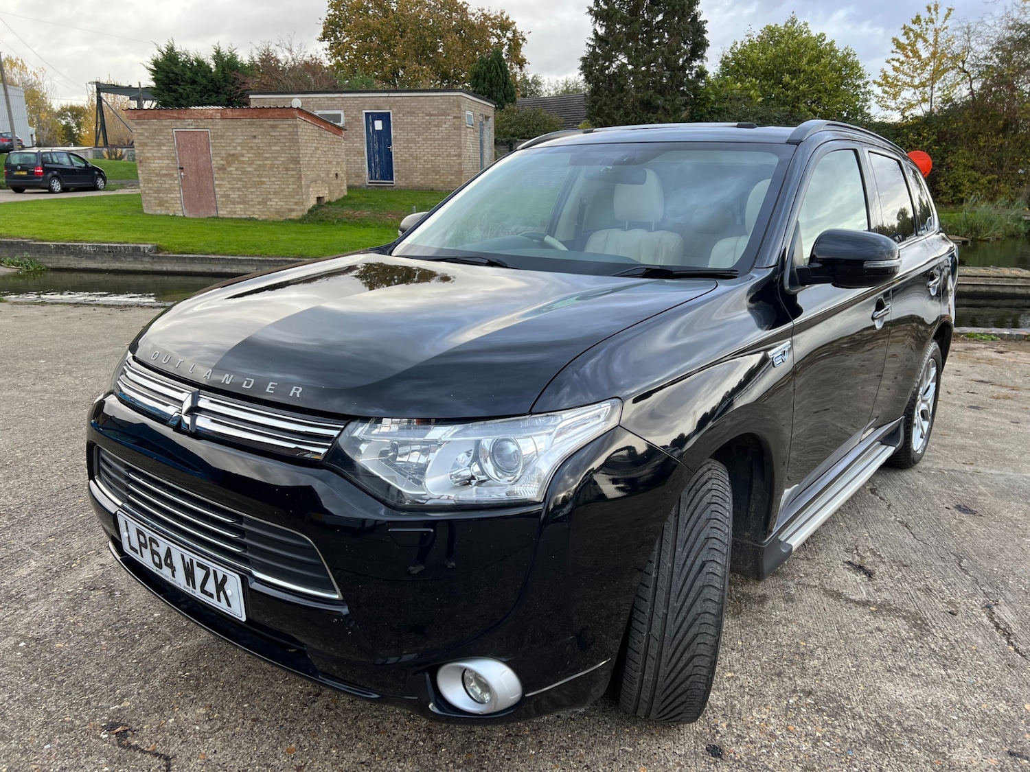 Used Mitsubishi Outlander 2015 for sale - 76393453: Photo 12