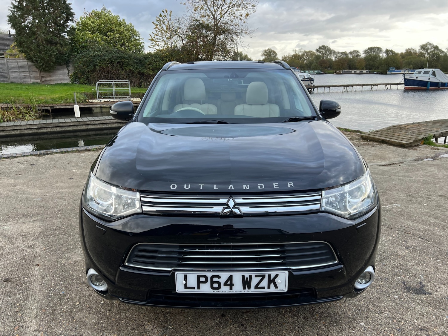 Used Mitsubishi Outlander 2015 for sale - 76393453: Photo 2