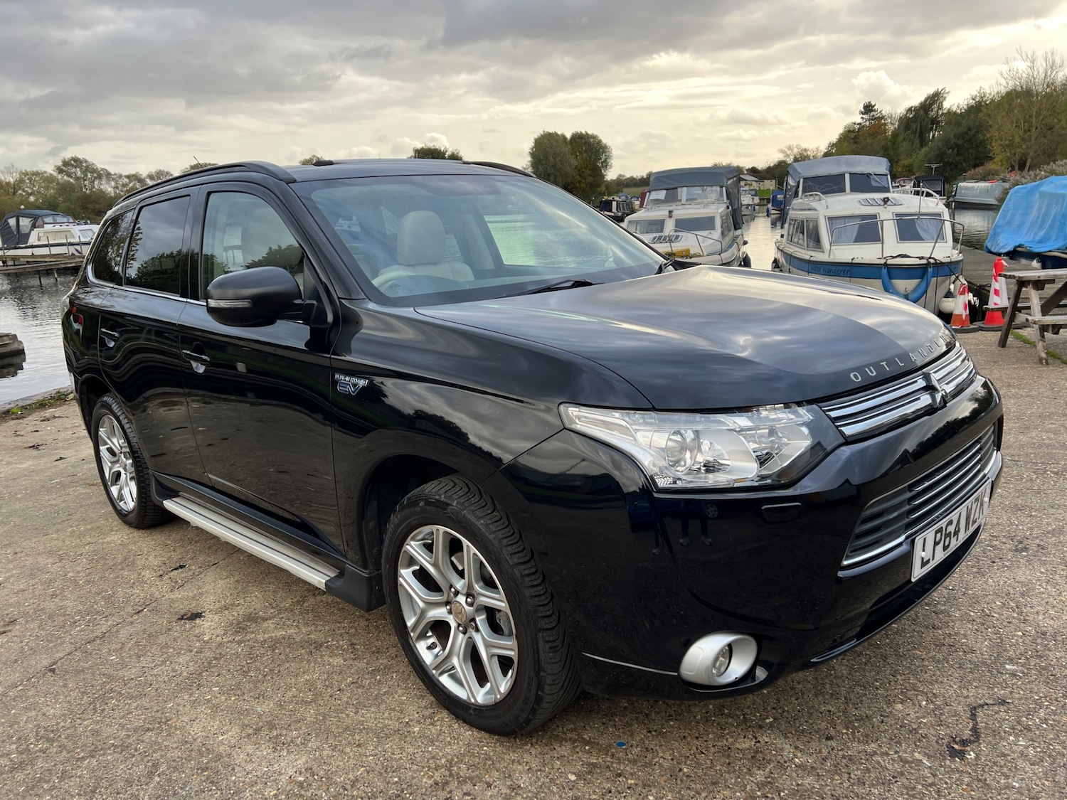 Used Mitsubishi Outlander 2015 for sale - 76393453: Photo 22