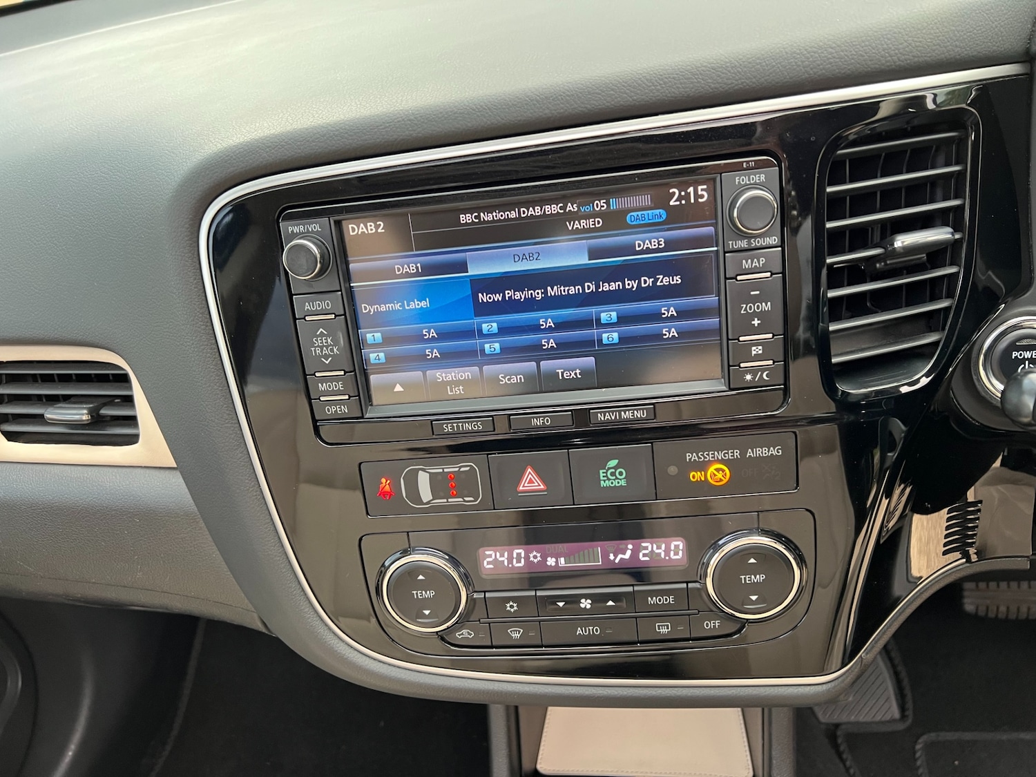 Used Mitsubishi Outlander 2015 for sale - 76393453: Photo 43