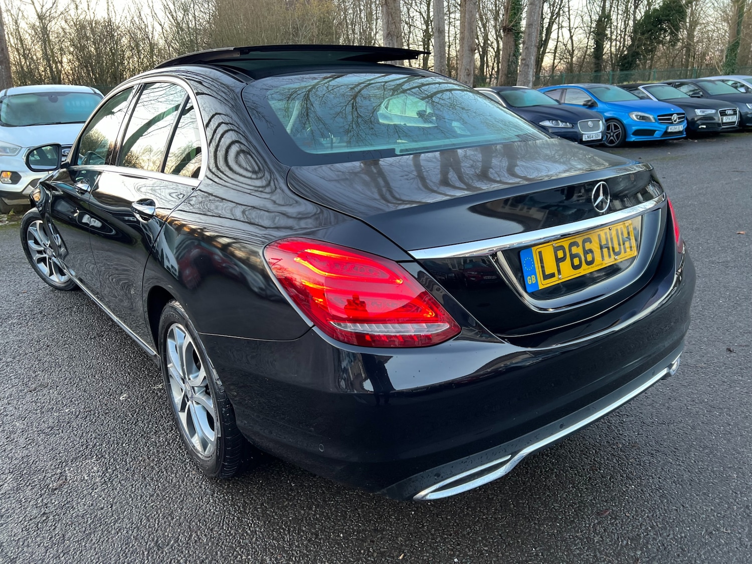 Used Mercedes-Benz C Class 2016 for sale - 77233861: Photo 11