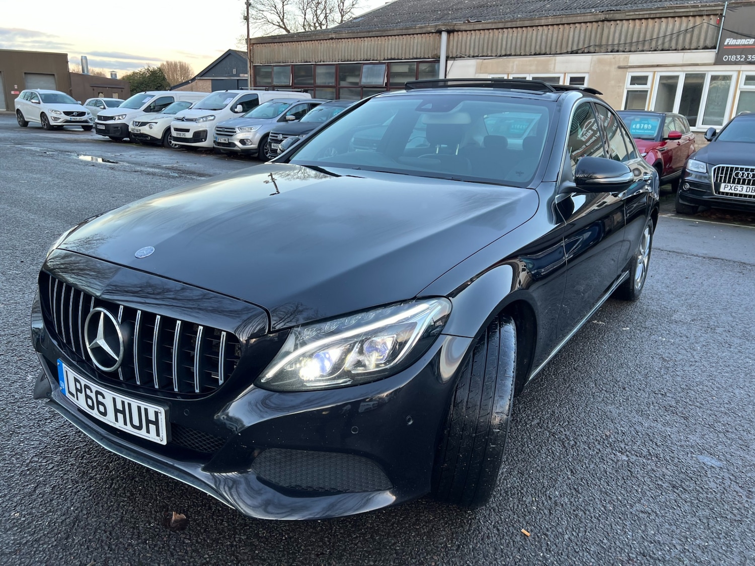 Used Mercedes-Benz C Class 2016 for sale - 77233861: Photo 12