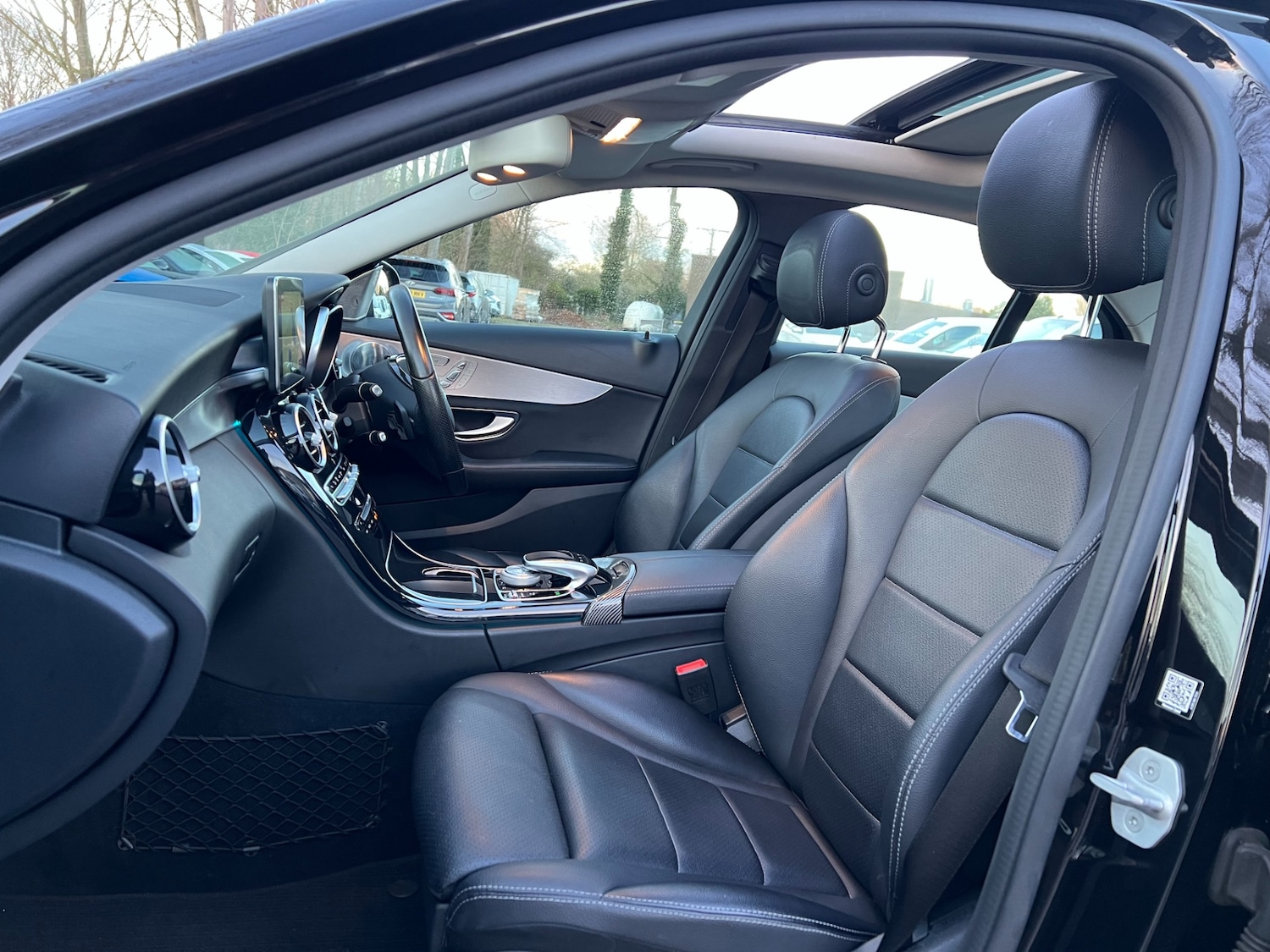 Used Mercedes-Benz C Class 2016 for sale - 77233861: Photo 22