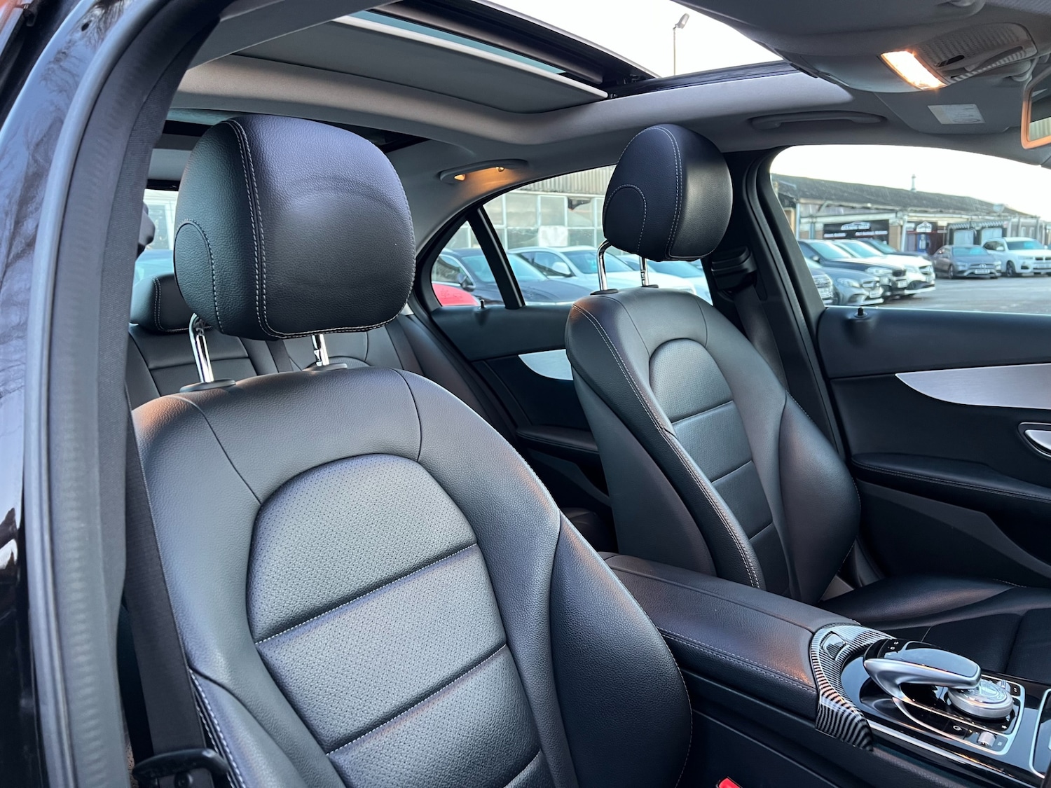 Used Mercedes-Benz C Class 2016 for sale - 77233861: Photo 25