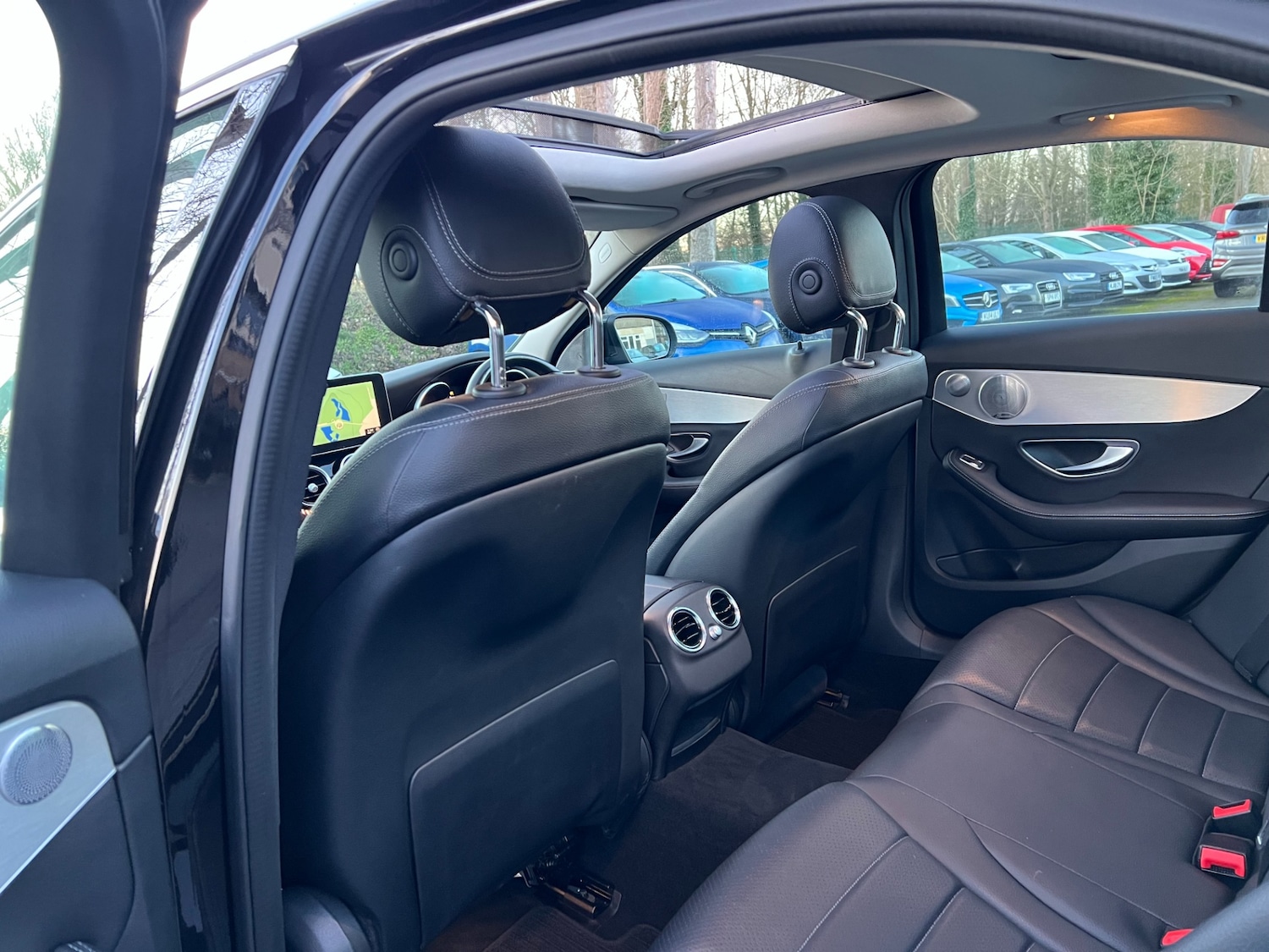 Used Mercedes-Benz C Class 2016 for sale - 77233861: Photo 29