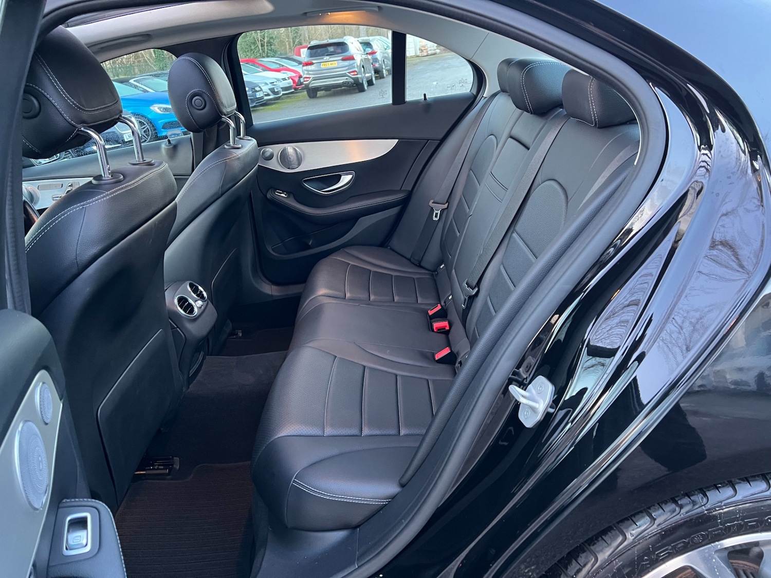 Used Mercedes-Benz C Class 2016 for sale - 77233861: Photo 30