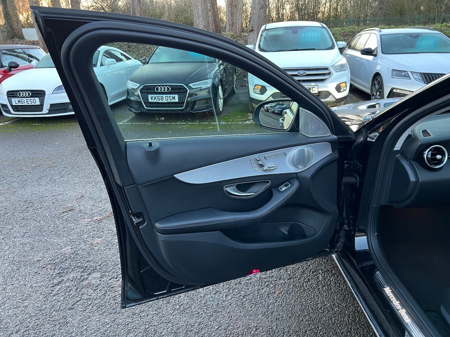 Used Mercedes-Benz C Class 2016 for sale - 77233861: Photo 32