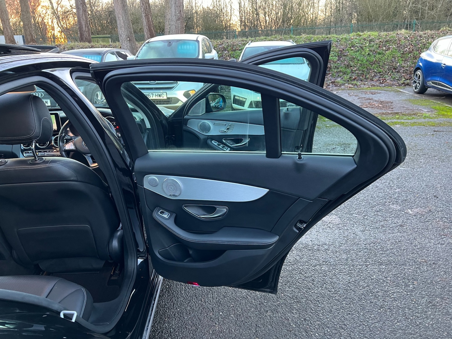 Used Mercedes-Benz C Class 2016 for sale - 77233861: Photo 36