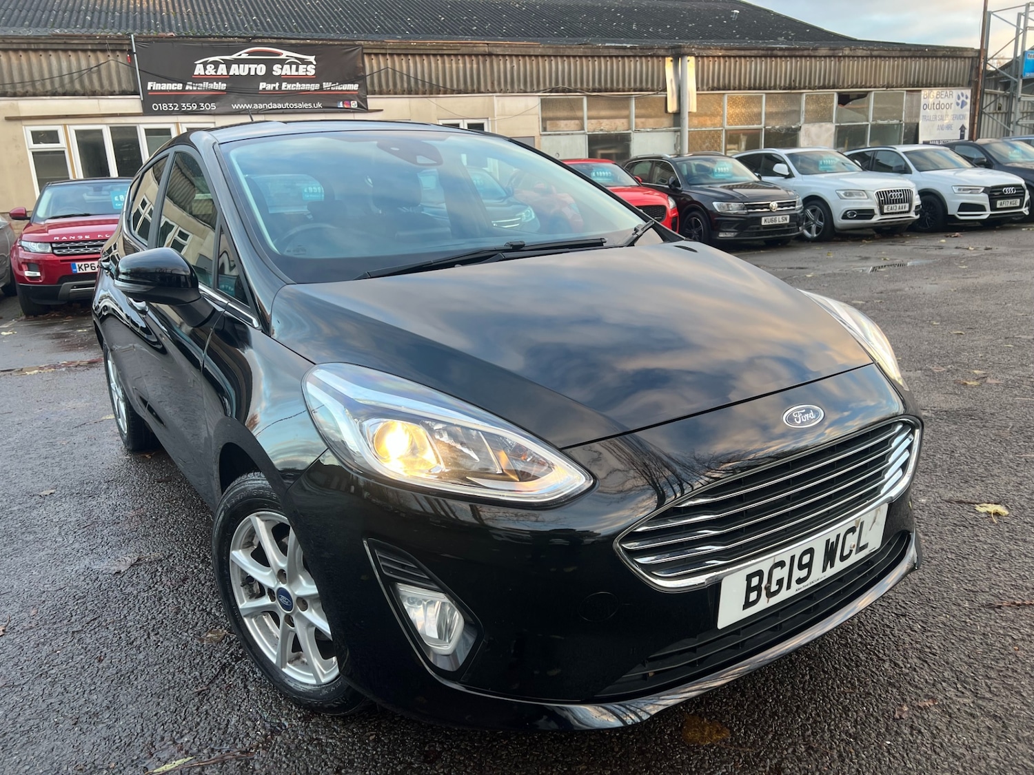 Used Ford Fiesta 2019 for sale - 76762376: Photo 1