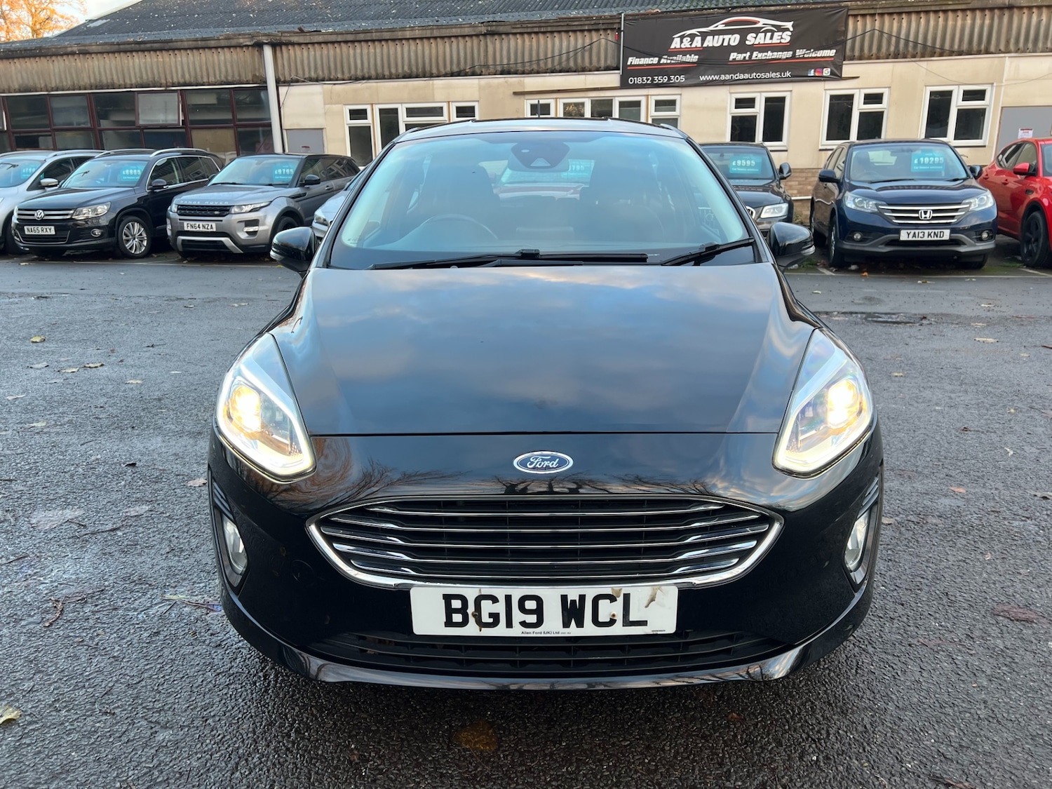 Used Ford Fiesta 2019 for sale - 76762376: Photo 2