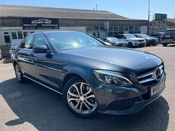 Used Mercedes-Benz C Class 2015 for sale - 78992907: Photo