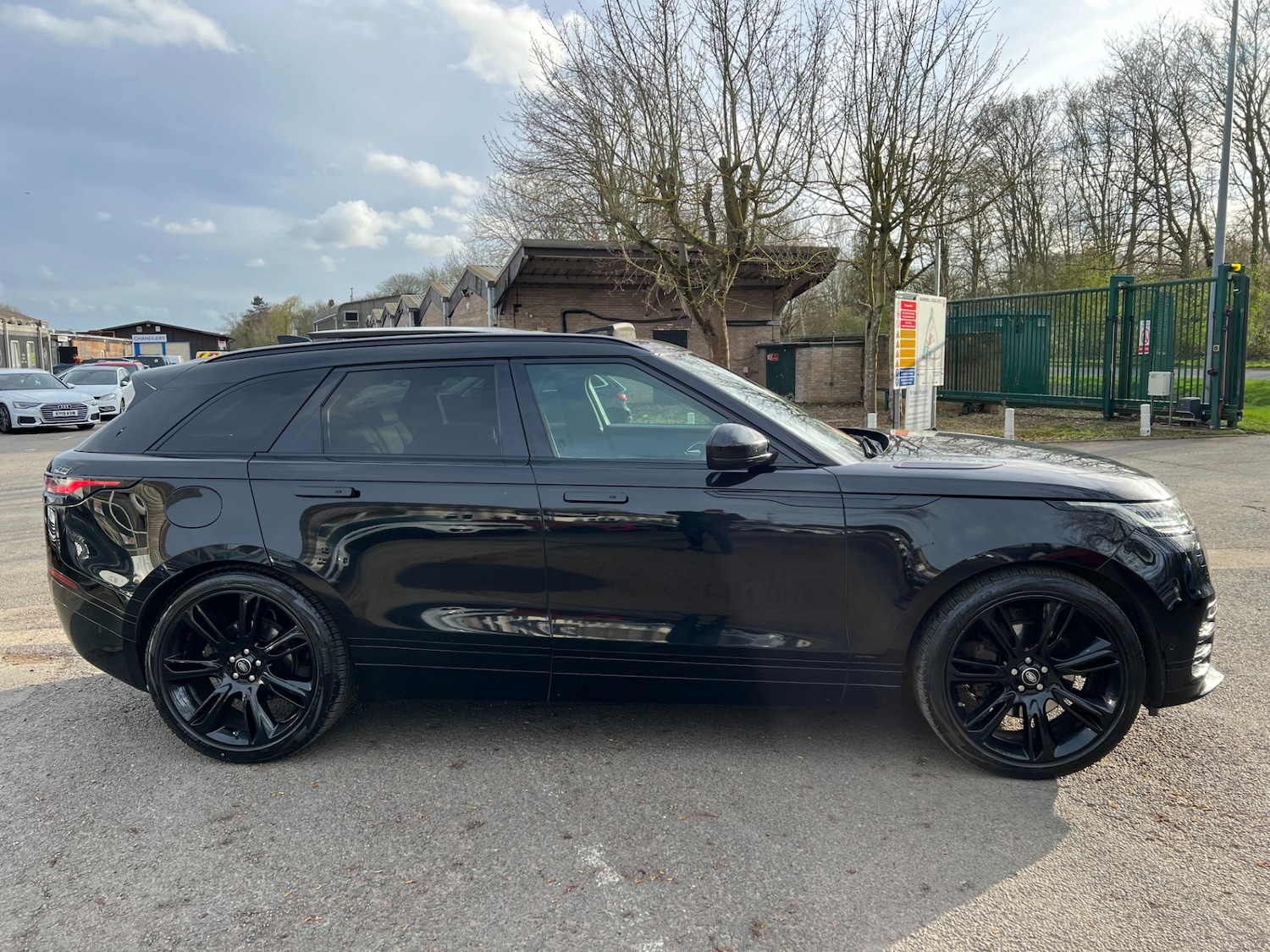 Used Land Rover Range Rover Velar 2019 for sale - 77877993: Photo 17