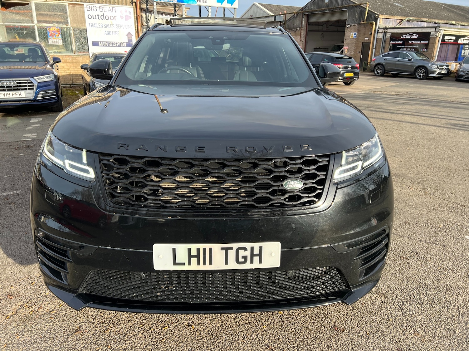 Used Land Rover Range Rover Velar 2019 for sale - 77877993: Photo 2