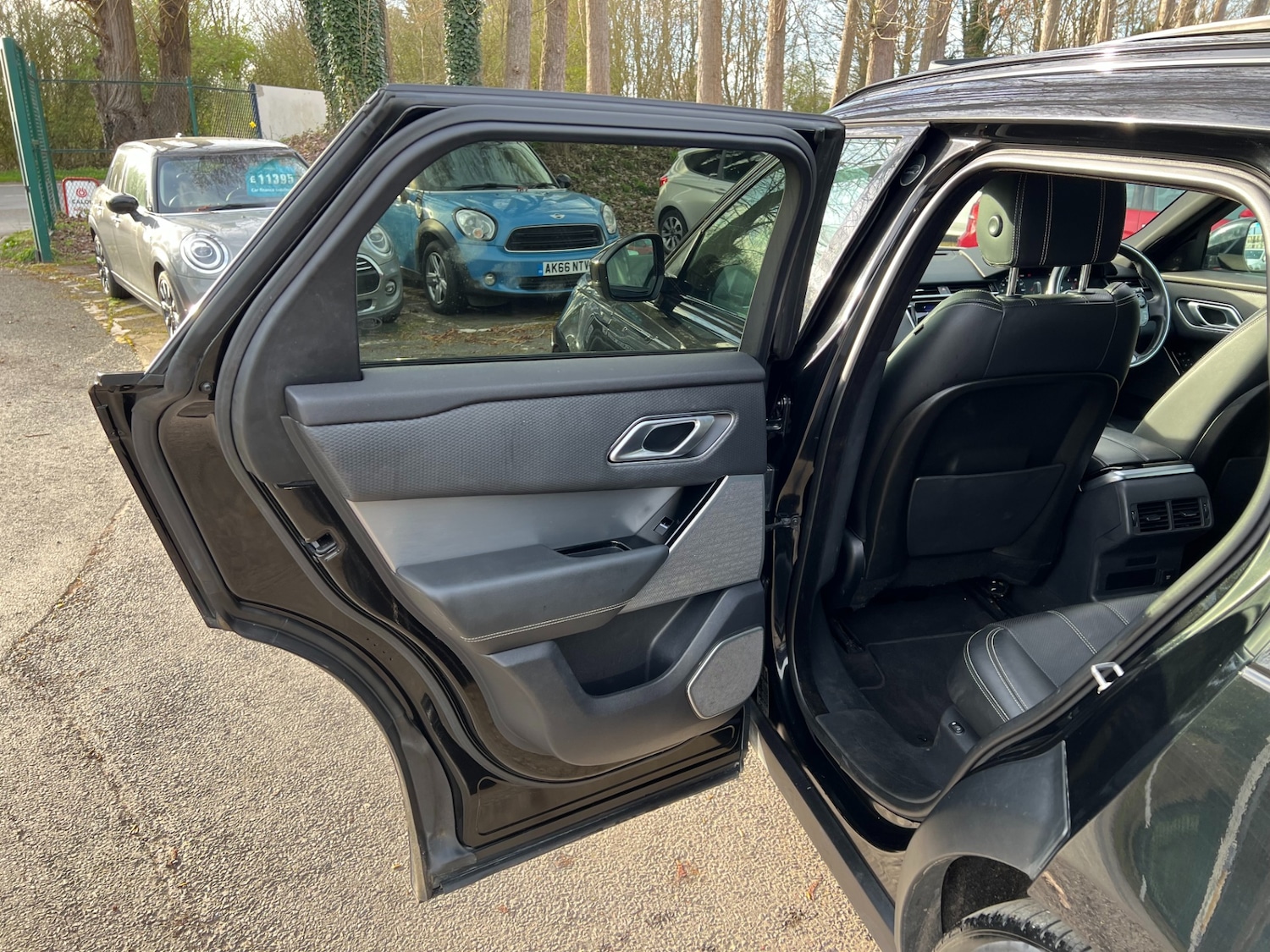 Used Land Rover Range Rover Velar 2019 for sale - 77877993: Photo 37