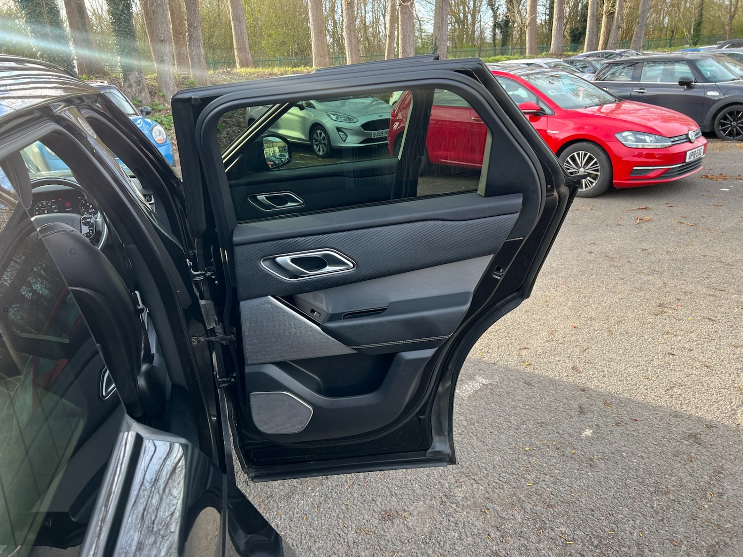 Used Land Rover Range Rover Velar 2019 for sale - 77877993: Photo 40